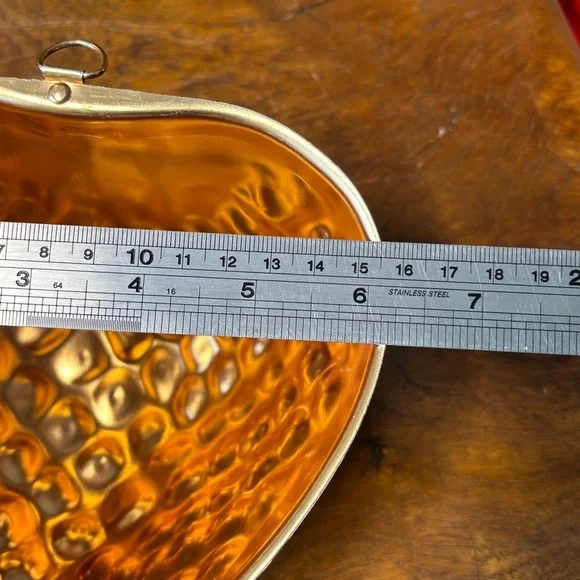 Set of 2 copper tone aluminum strawberry shaped jelly molds 4 cup capacity - Picture 8 of 10